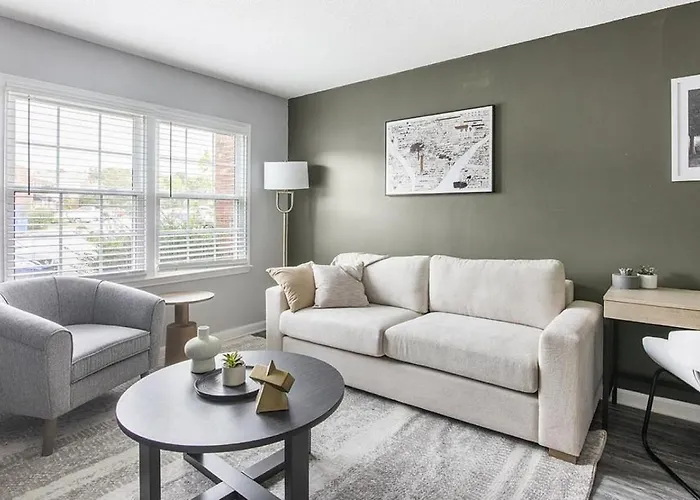 Landing Modern Apartment With Amazing Amenities