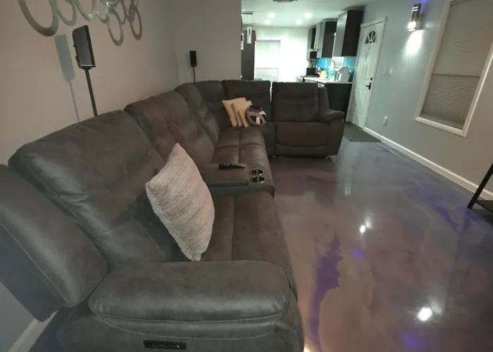 Modern Retro 2Br Condo